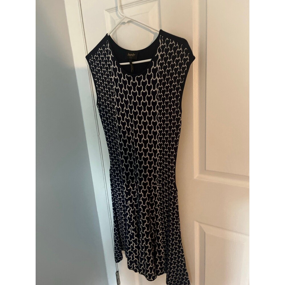 Blue and white Geometric print women’s dress size small laundry